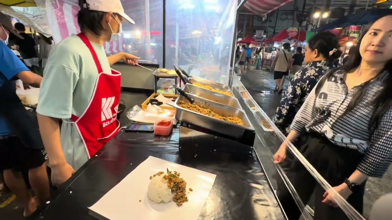 ข้าววันละหนึ่งกระสอบกระเพราวัยรุ่น