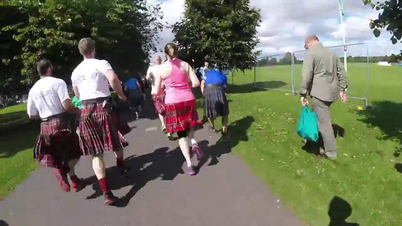 Perth Kilt Run in 100 seconds YouTube