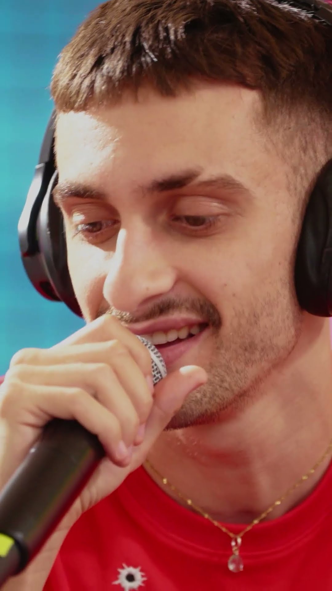 SKONE Y LOS XAVALES | EL RETO DEL TARAOKE | SANTANDER V-SESSIONS