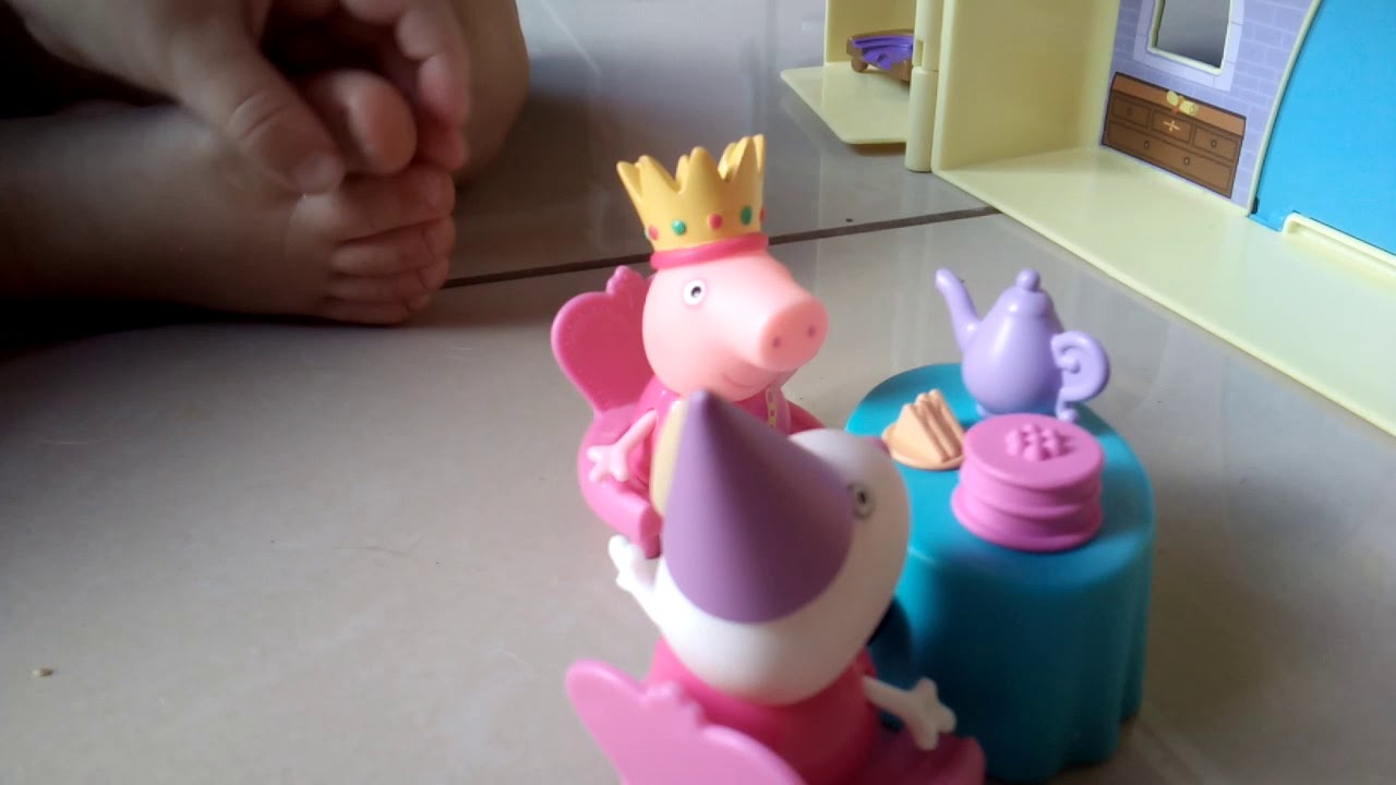 My Sister Is A Female Pig Hero