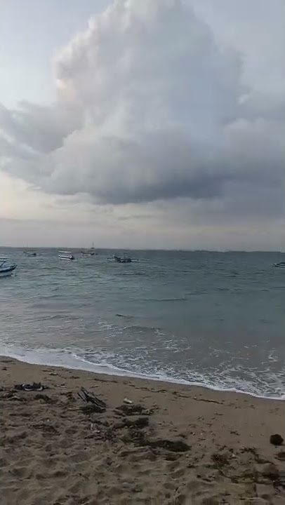 Keindahan Pantai Sanur Bali Di Pagi Hari #short #shorts