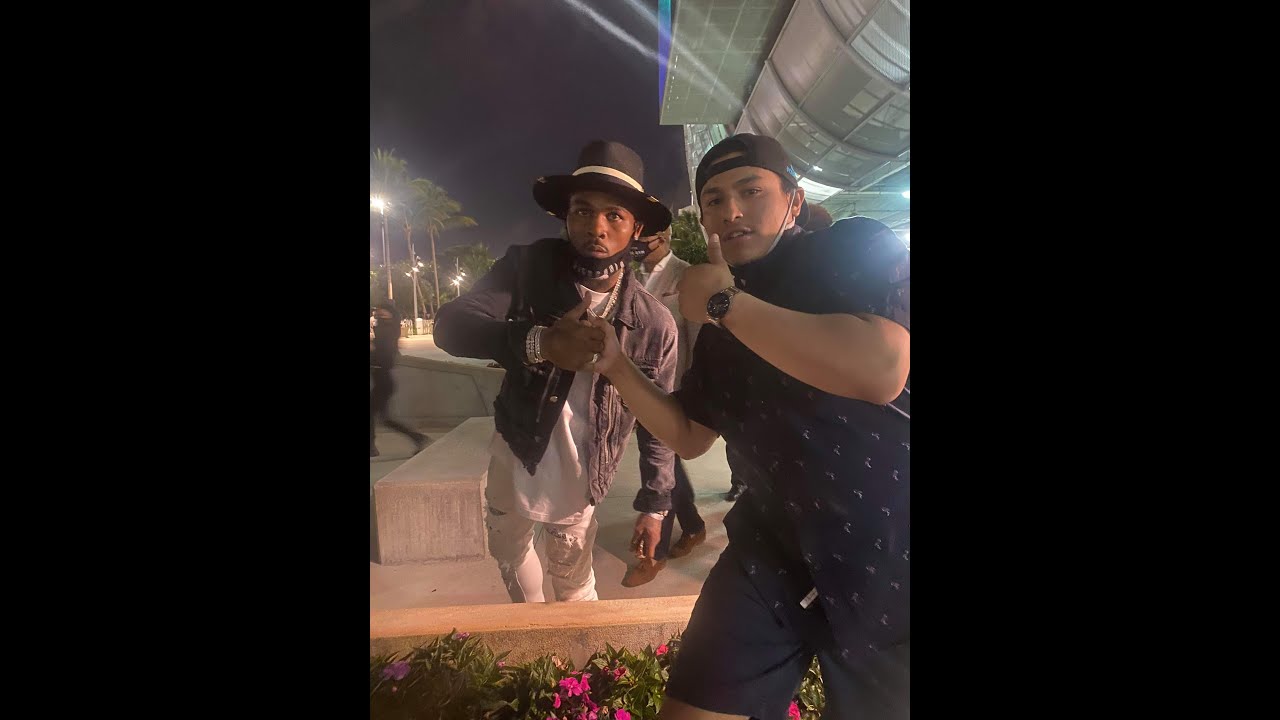 Watch CHARLO PUNCHED BY CANELO FAN!!!😬😴😳😳🦍 on YouTube Watch CHARLO PUNCHED BY CANELO FAN!!!😬😴😳😳🦍 on YouTube
