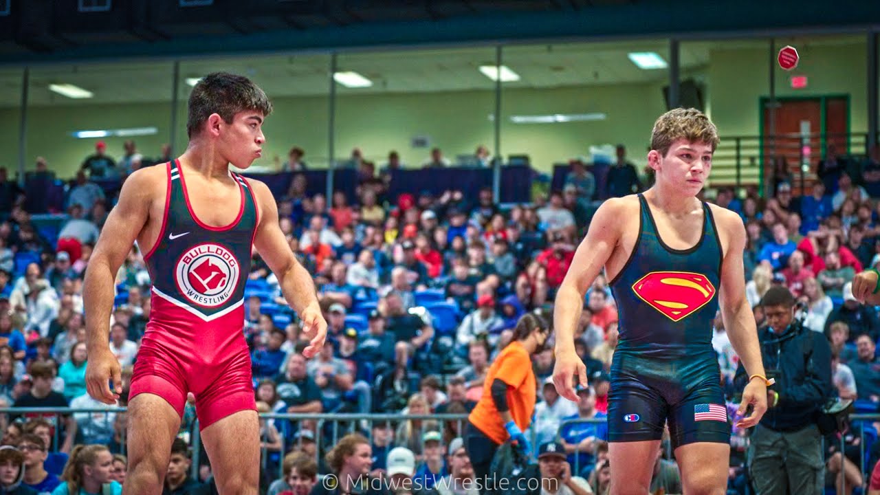 120 Nathanael Jesuroga {G} of Iowa vs. Aden Valencia {R} of