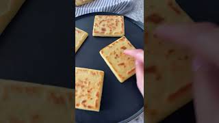 Petites Galettes Semoule Et Beurre Pour Le Café Resimi