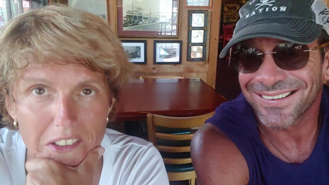 Salty Quicky #206 | Ft Walton Beach on an Island Packet 27