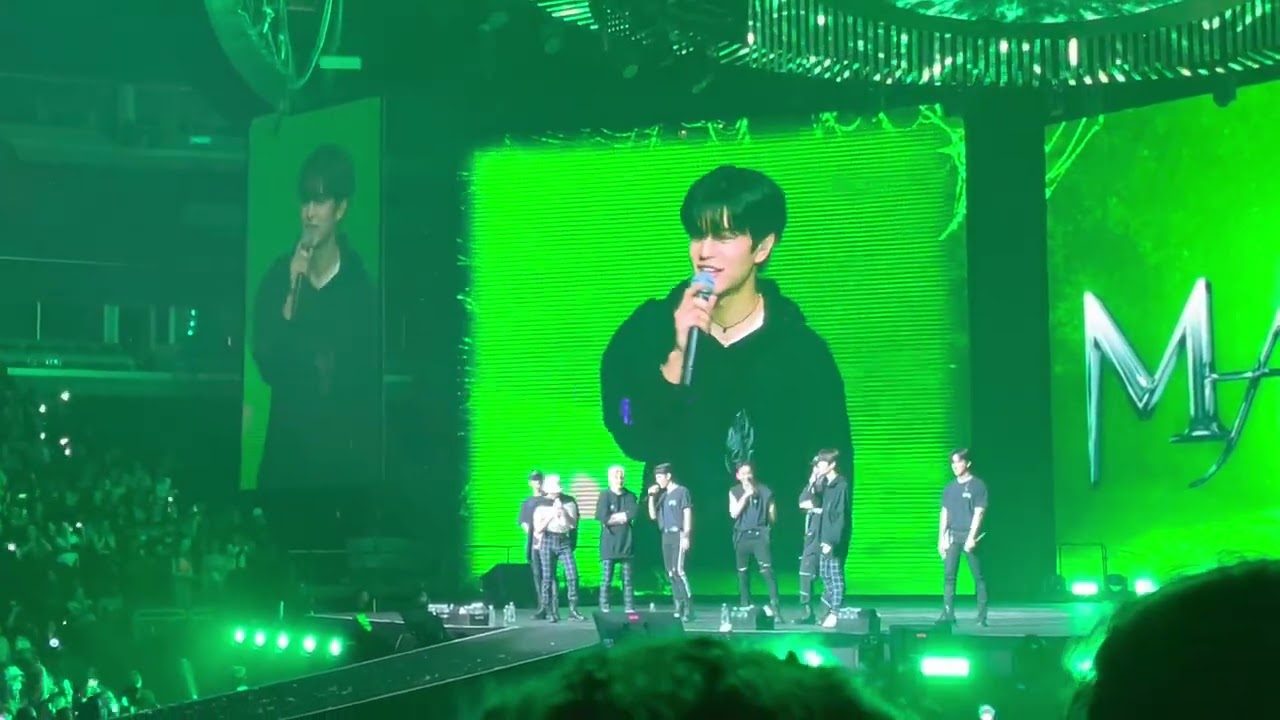 Stray Kids ending ment (part 2) in Chicago 2022.07.01