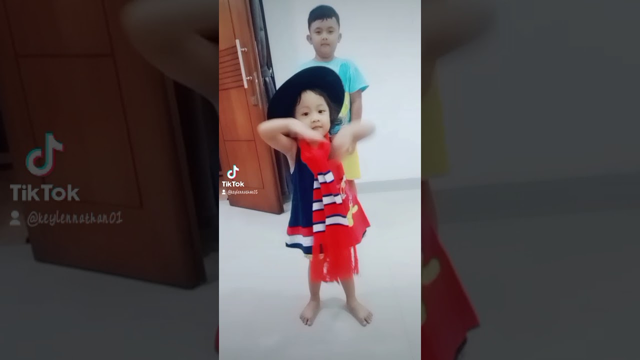 Yuk tiktokan bareng dede keylen