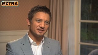 'Extra' Raw! Jeremy Renner Talks Stunts in 'Bourne Legacy'