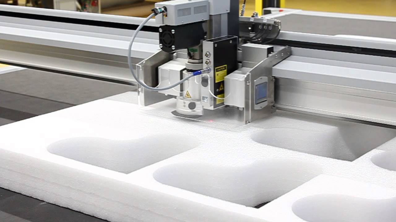 Cutting 100 Mm Thick Pe Foam Youtube