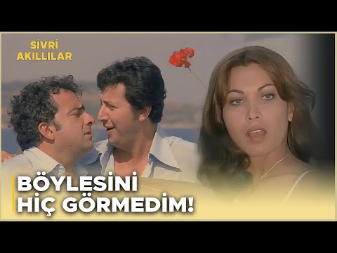 Sivri Akıllılar Türk Filmi | Zeki ile Metin Bir Güzele Vuruluyor!