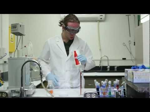 Video: Kodėl laboratorijoje nepatartina nieko valgyti ar gerti?