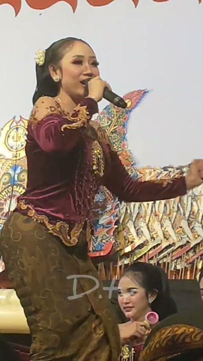 #liliskarnalie #bokonge #semok #shorts