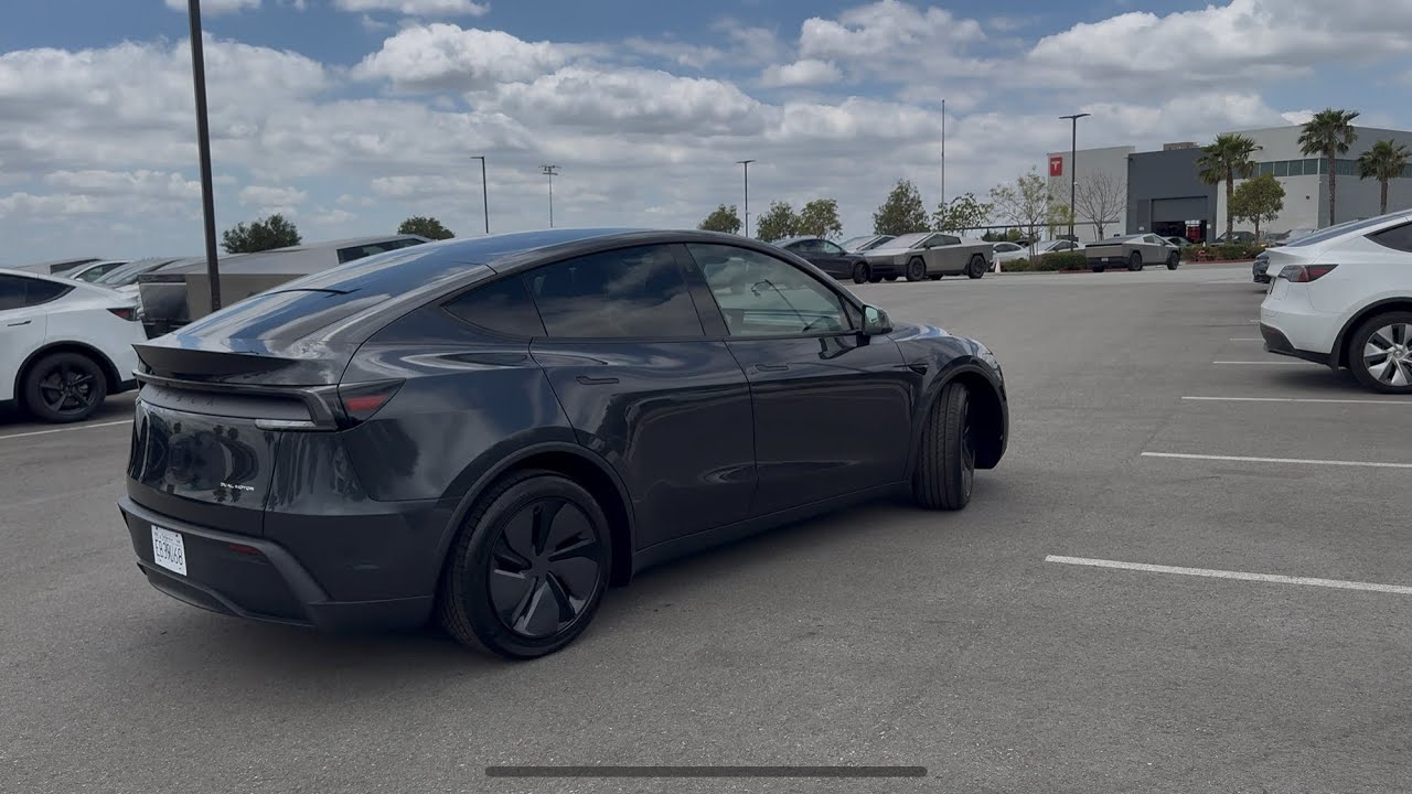 2026 Model Y Juniper delivery day