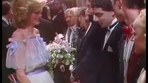 Princess Diana : Rowan Atkinson (Mr. Bean)