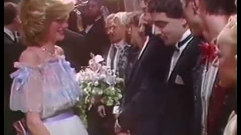 Princess Diana : Rowan Atkinson (Mr. Bean)