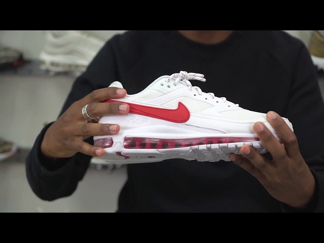 skair football boots