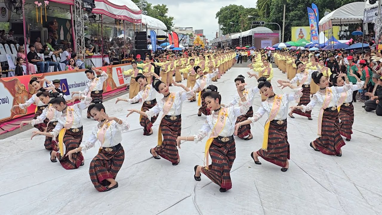 แห่เทียนพรรษาอุบลราชธานี 67 เบ็ญจะมะมหาราช