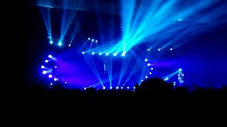 Dont Give Up On Us - Avicii Live Noida Sunburn - 2013