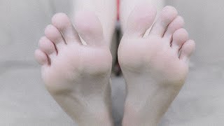 Miu Foot Stretching #346