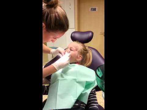 Video: Anastasia u zubaře