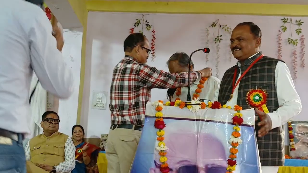 [3/31]डॉयोगेशगुप्त_साहित्यकारदिवस_अगीतसाहित्यपरि.नवसृजनसाहि.साँस्कृ.सं०1.3.26_@manmohanbaracoti1657 