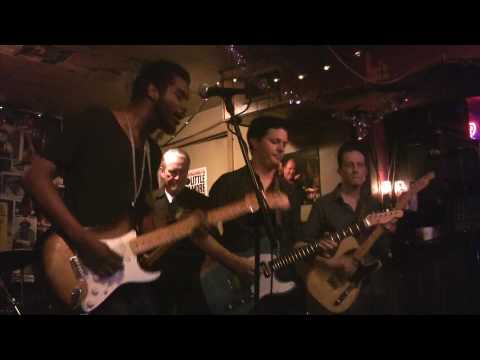 Gary Clark Jr.- Whole Lotta Lovin'- TC's 5th Anniversary Show