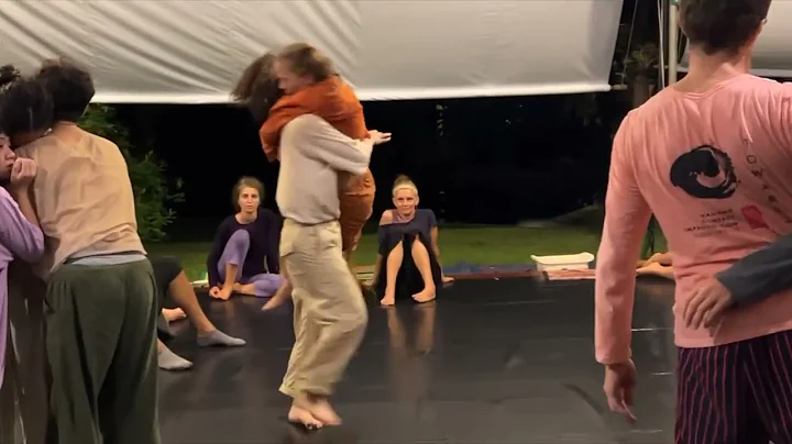 Contact Improvisation: Hui Ju and Dolores Dewhurst...