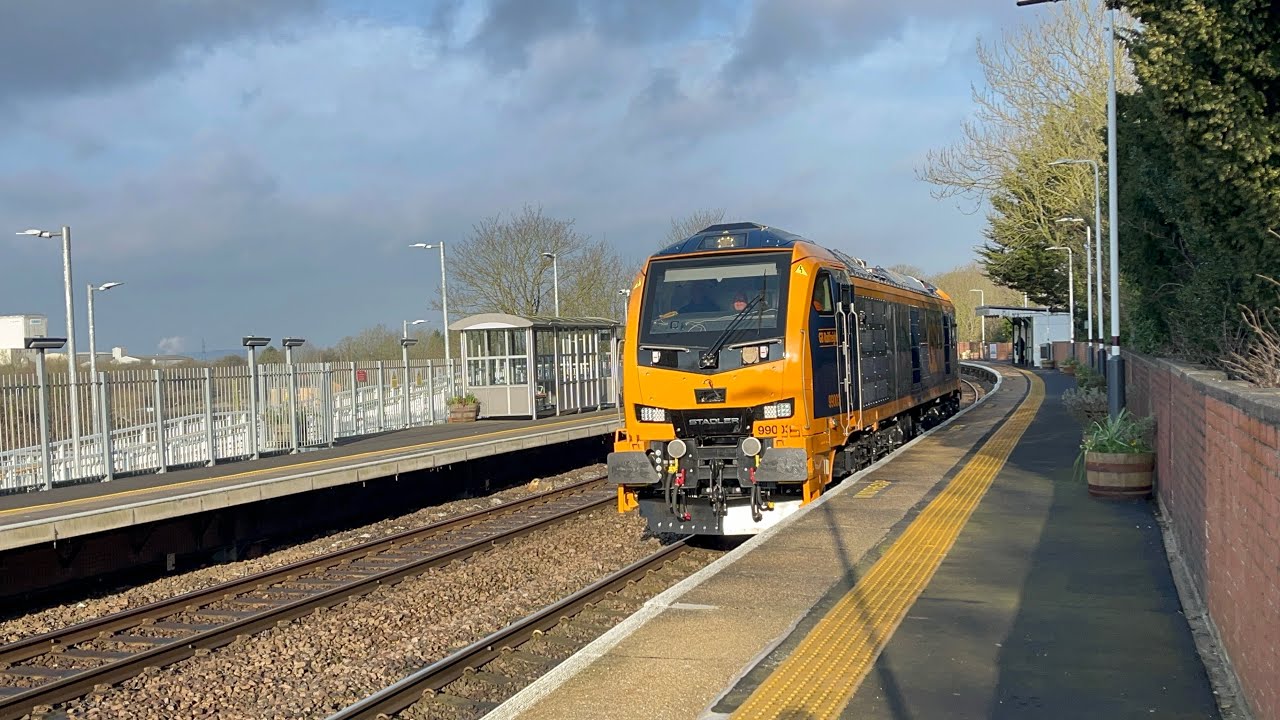 Brand new light locomotive 99003 0Q32 Doncaster to Peterborough 09;02 Lea Road 25/2/2026