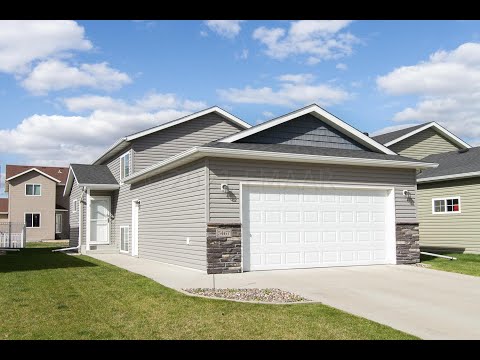 5467 49 Avenue S, Fargo, ND home video tour