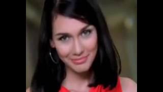 Gudang Garam Merah - Baju Merah