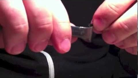 SIP socket housing removal