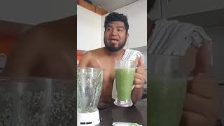 Tomando jugo detox fase 2 para bajar de peso