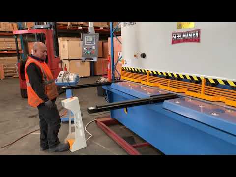 SM-SBHS3212. Hydraulic Guillotine.