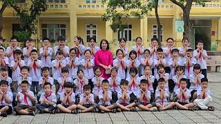 Chụp ảnh kỷ niệm lớp 3A2 trường tiểu học Lưu Quý An