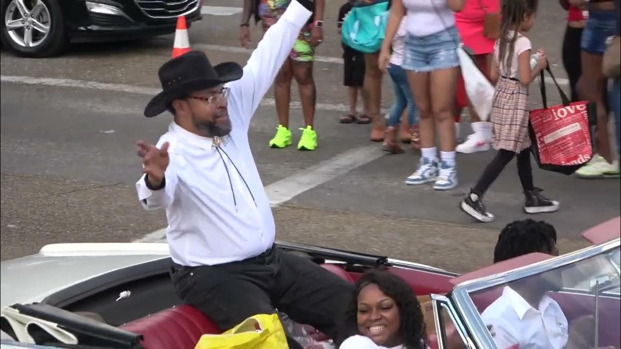 Gus Young Christmas Parade 2025 YouTube