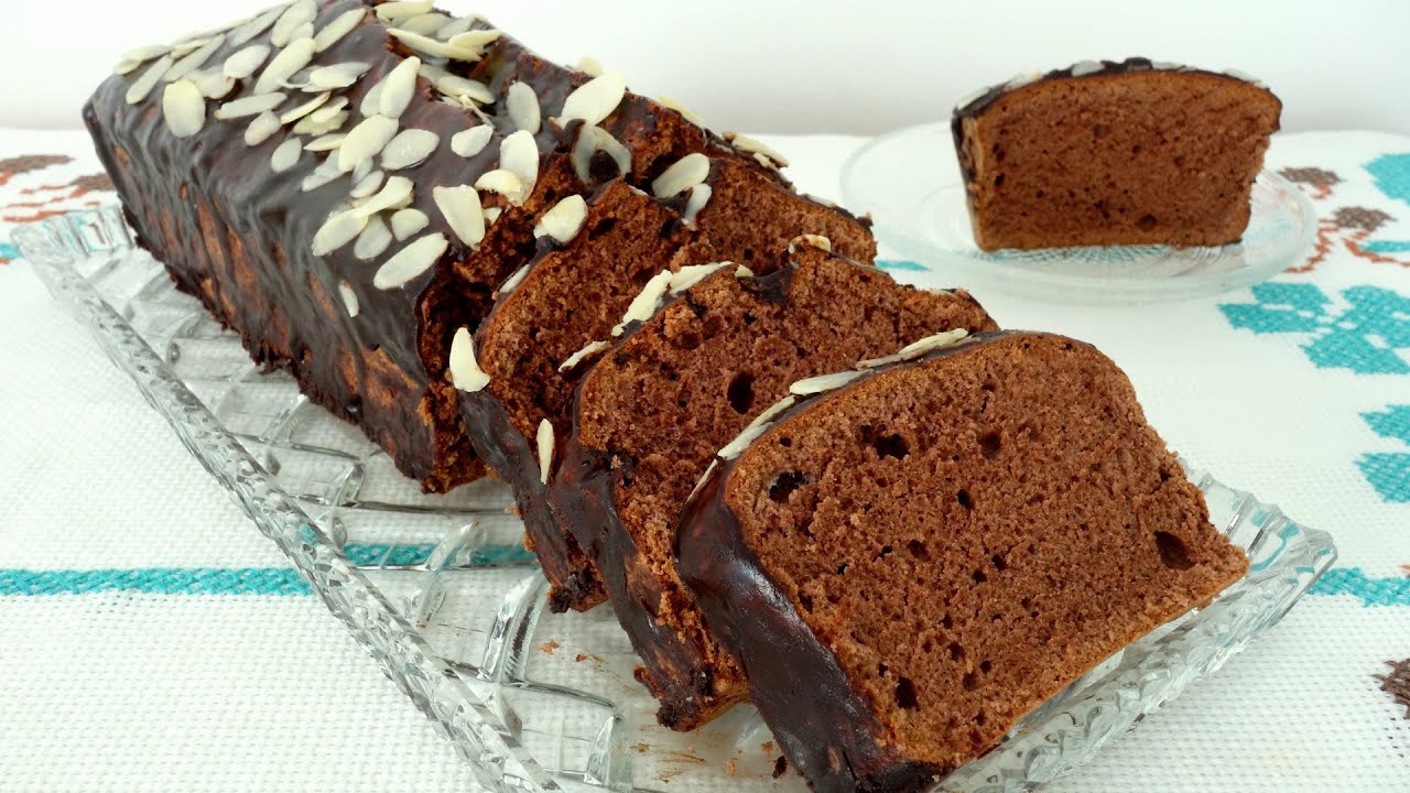 Przepis na białkowiec - puszyste ciasto kakaowe z białek