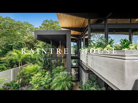 Video: Naturlige materialer integreret i moderne boligdesign: Hillcrest House