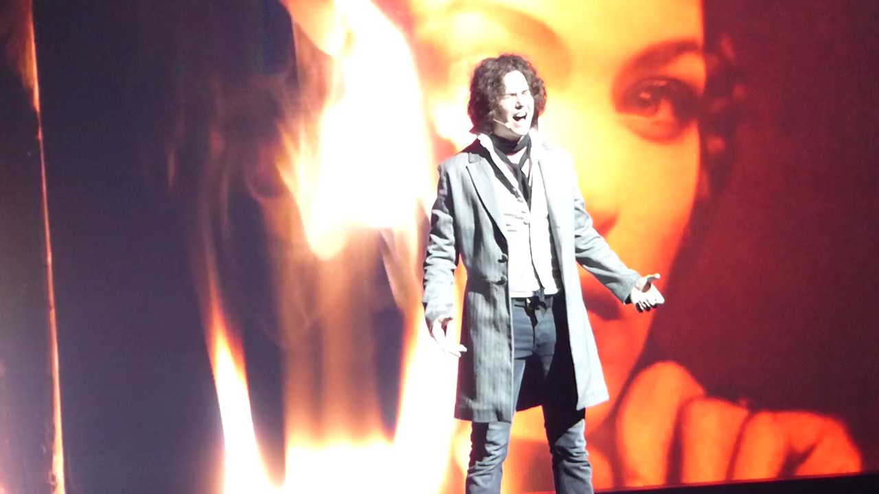 Je Vois Rouge Chanson Astrid Et Raphaëlle