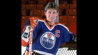 1983 Neilson's Wayne Gretzky 50 card set. Early cards of the all time NHL great and hall of famer.