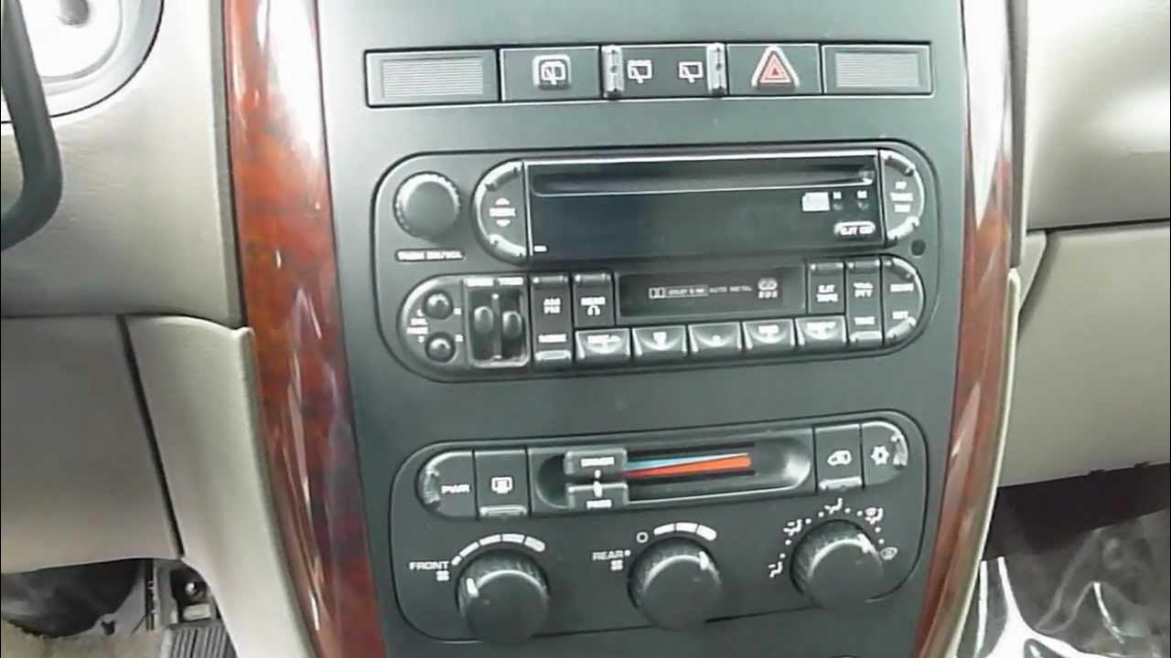 Chrysler pt cruiser 2.4 как снять магнитолу