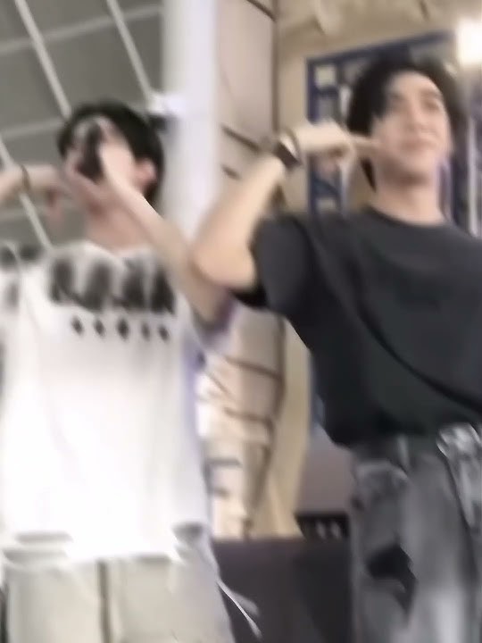 AM IN LOVE WITH AOUʼS BODY WAVEEE 😩🛐[ #รถโรงเรียนSchoolTour2024xUP #aou_tnbknr #aouthanaboon ]