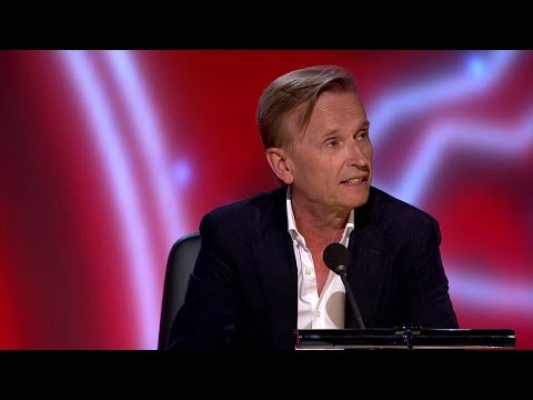 Johan Ulveson löser lärarkrisen - Parlamentet (TV4)