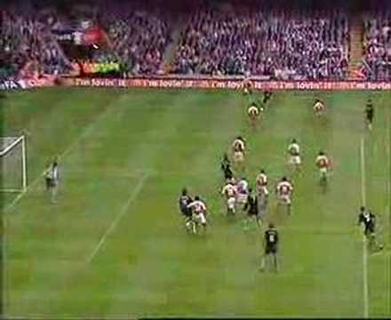 Arsenal 04/05 FA Cup Final celebration.part4