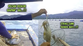 Rekor baru !!! Mancing cumi di laut dapat yang super monster sampai tangan gemeteran 😱