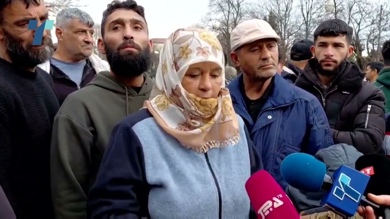 Како до возачки без образование и примања? - продолжија протестите на Ромите поради одземање возила