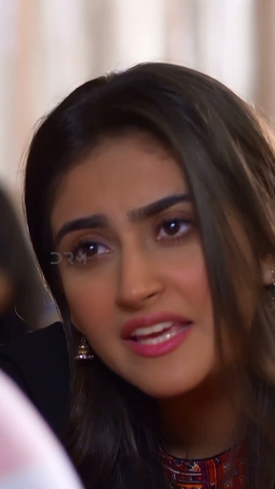 Momina Hum Dono Mein Se Ek Ko Chun Lo😲😲#danishtaimoor #hibabukhari # ...