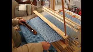Weaving with long slim shuttle