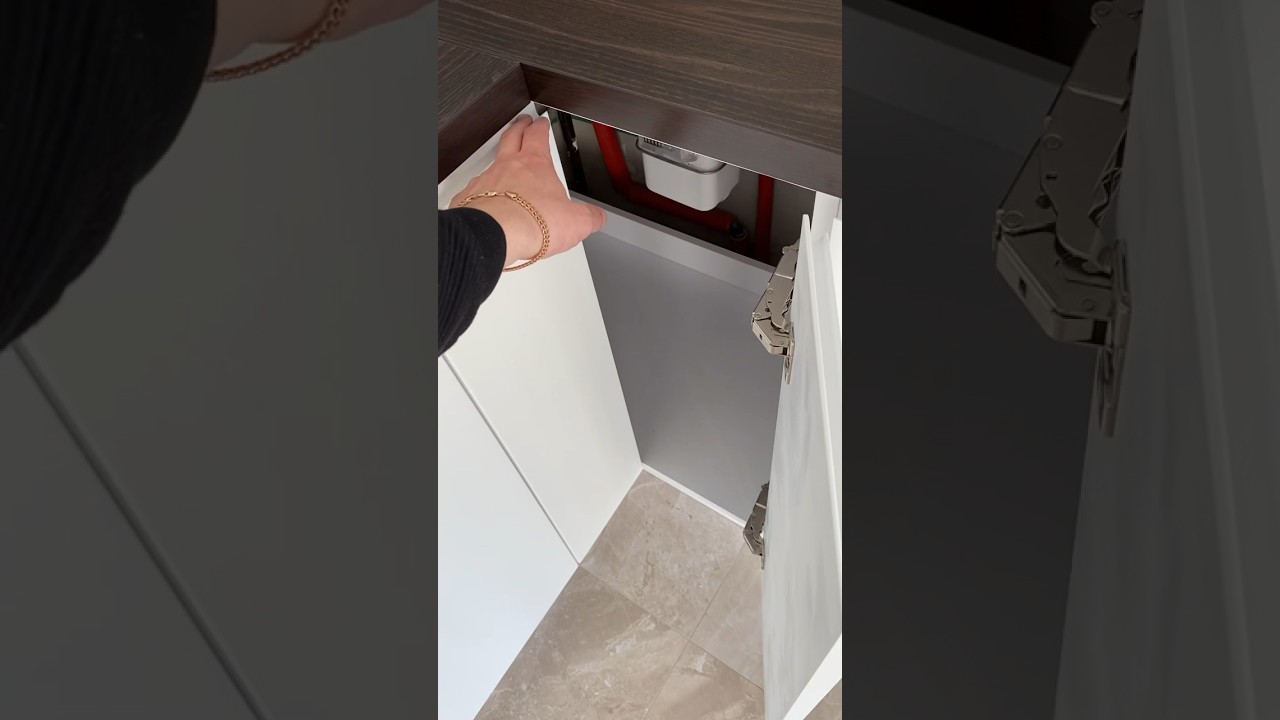 Blum hinges 155 degrees of opening 