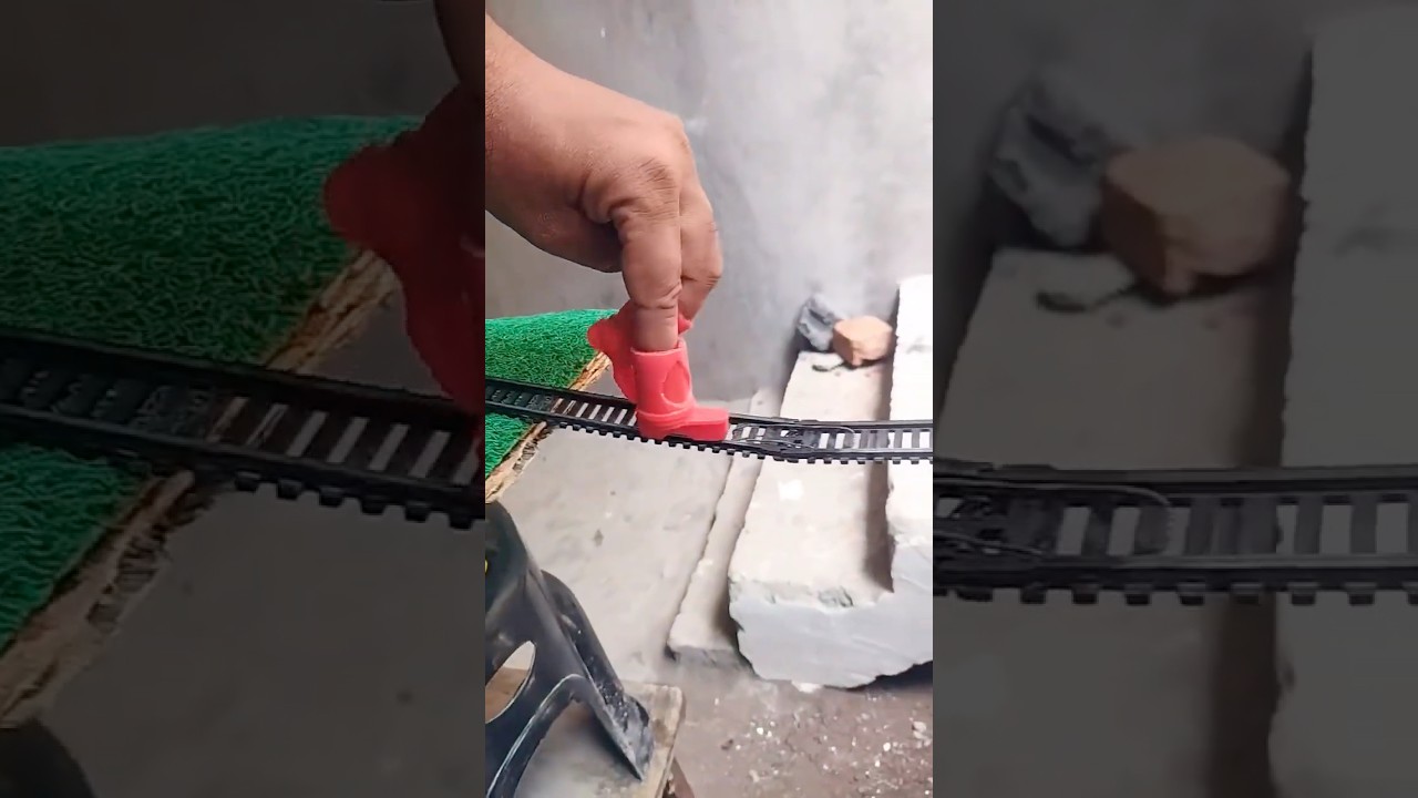 railroad crossing chasaakastari #viralvideo