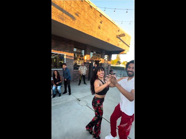 Salsa Dancing Casino Rueda
Caller: Dante from Hermosura Dance Productions

Latin Night at Billy Roy's in Fremont Hosted 